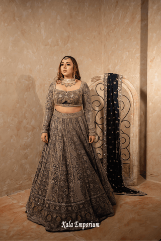 Lehenga With Sequins and Thread Work