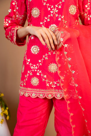 Gotta Pati Pant Suit With Net Dupatta