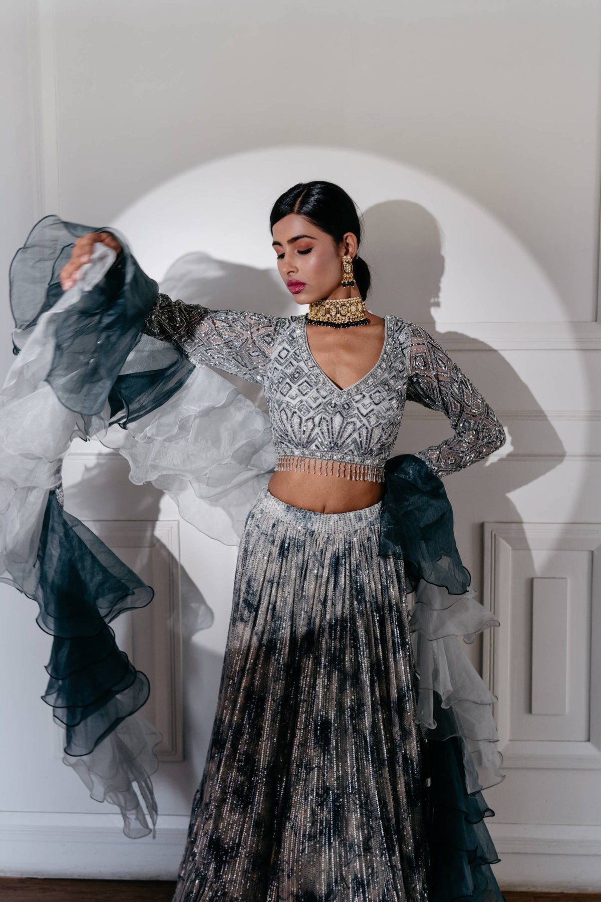 Cloth: lehenga Net ( lehenga has can can in it ) Choli Lycra with silver  sequin work: dupatta Net with sequin work Wash: Dry… | Indische kleidung,  Kleidung, Indisch